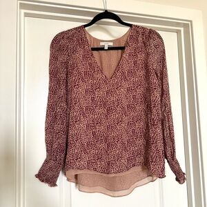 Joie 100% silk preppy cheetah print feminine contemporary xs mob wife